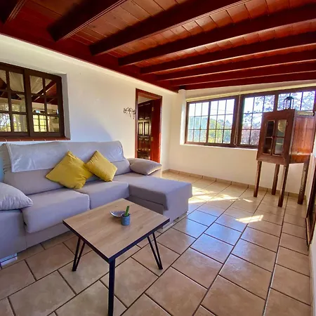 Casa Martina بيت للعطل *